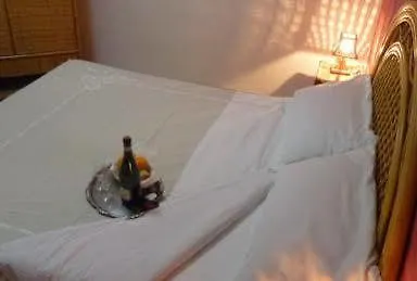 Baron Hotel 2*