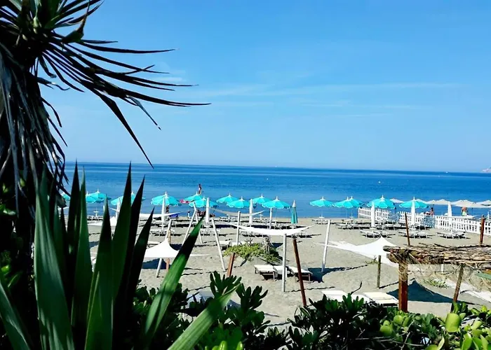 Ξενοδοχείο Baron 2*