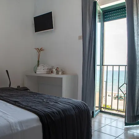 Hotel Baron Scauri (Lazio)