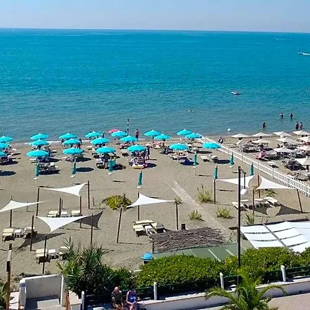 Baron Hotel