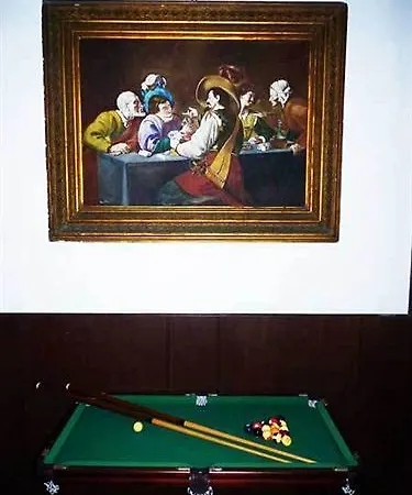 Baron Hotel 2*