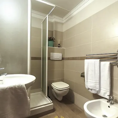 Hotel Baron Scauri (Lazio)